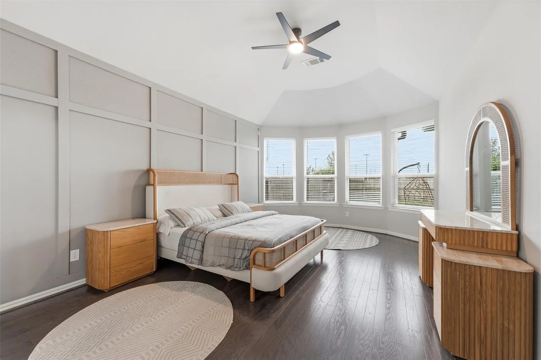 Photo of 28007 Castle Park Lane