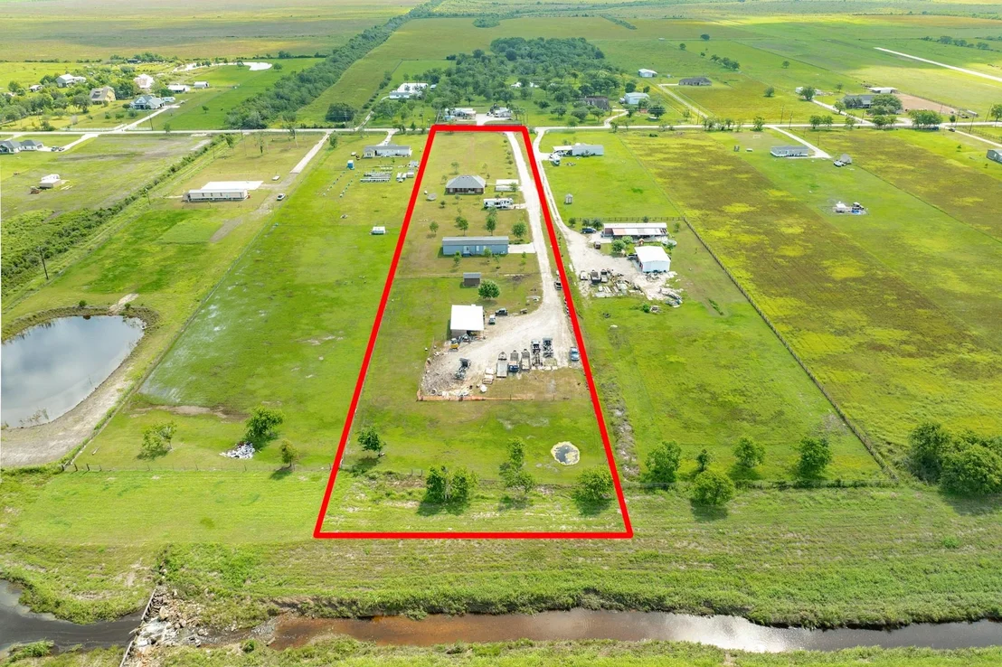 Photo of 2180 County Road 212