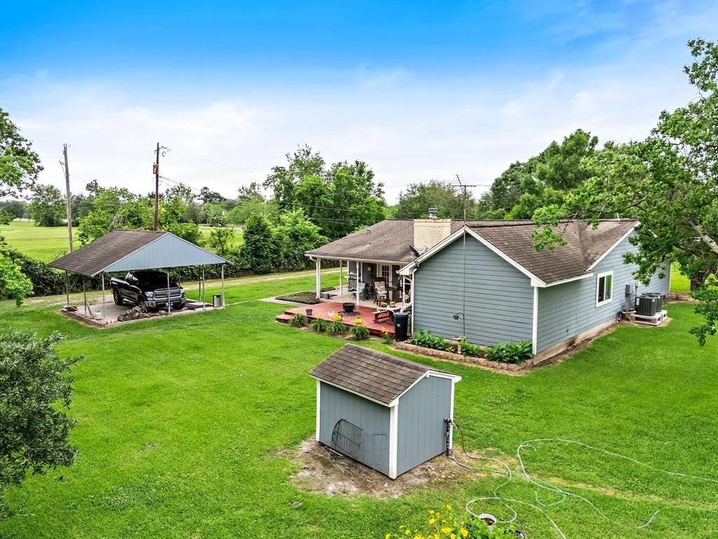Photo of 927 County Road 423