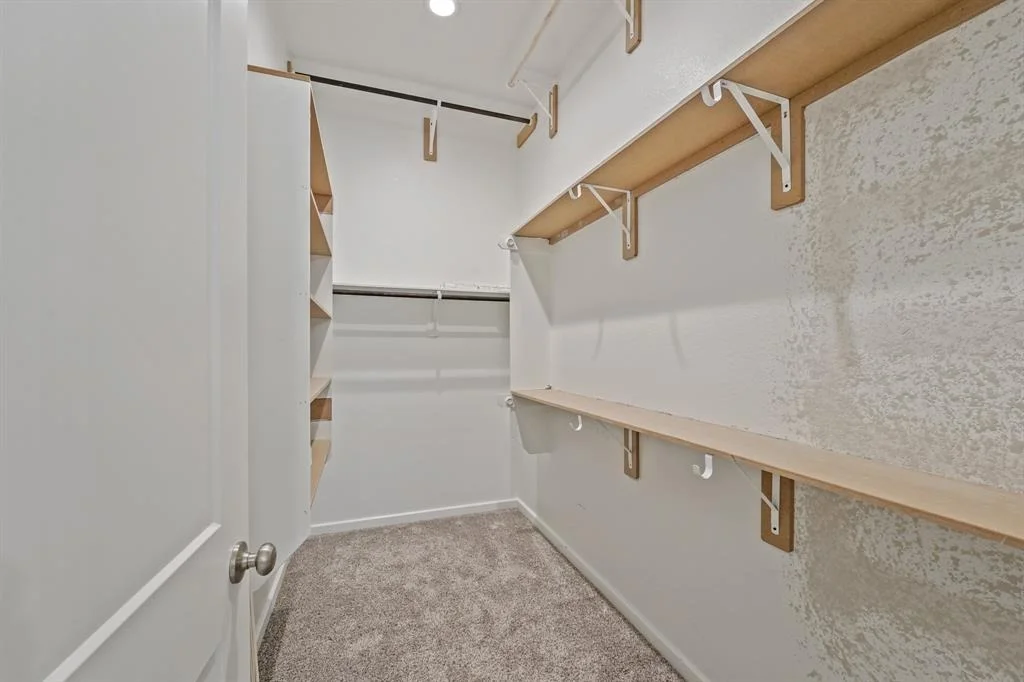 Photo of 4739 Vaughan Way
