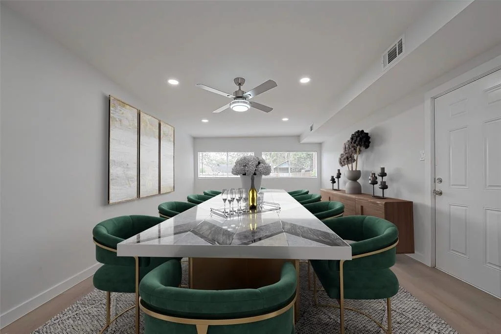 Photo of 7333 Lakehurst Drive