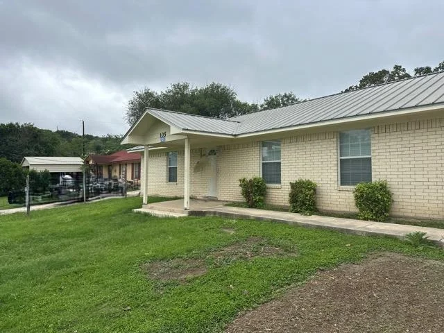 Photo of 105 6th Street