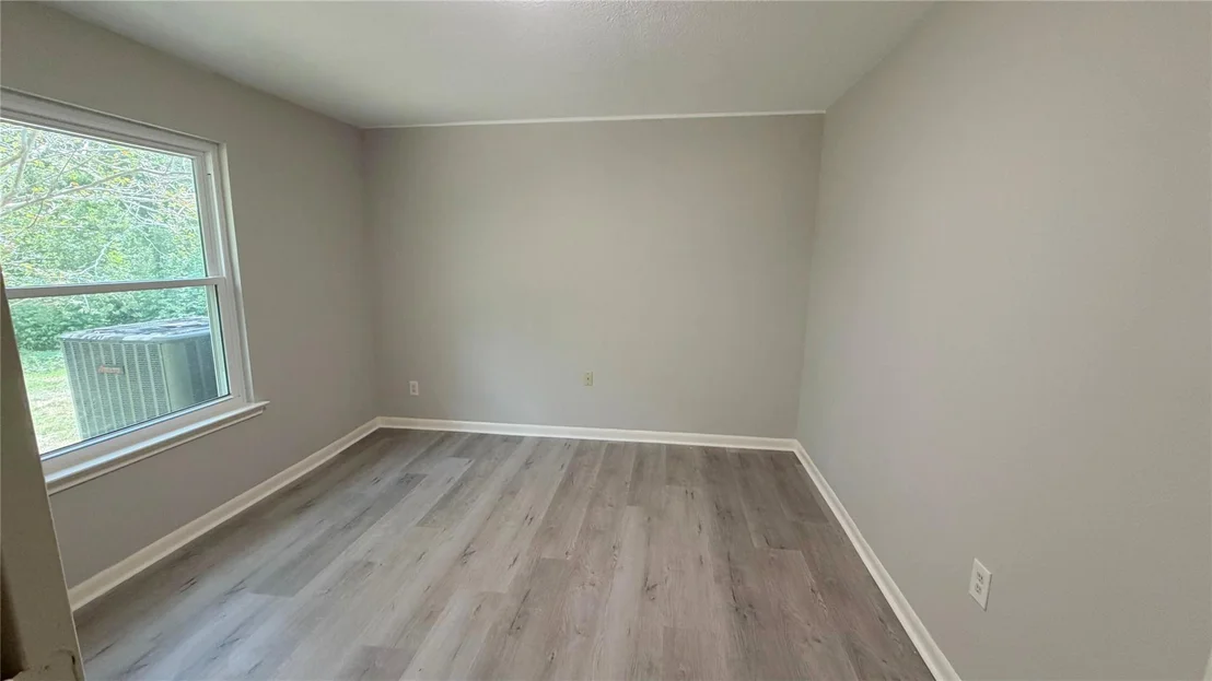 Photo of 109 Handball Court