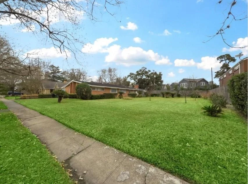 Photo of 2018 Southgate Boulevard