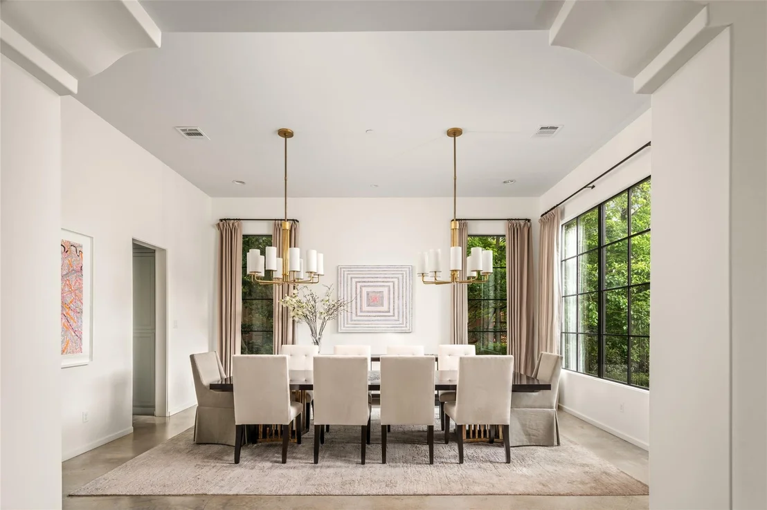 Photo of 4314 Bellaire Boulevard