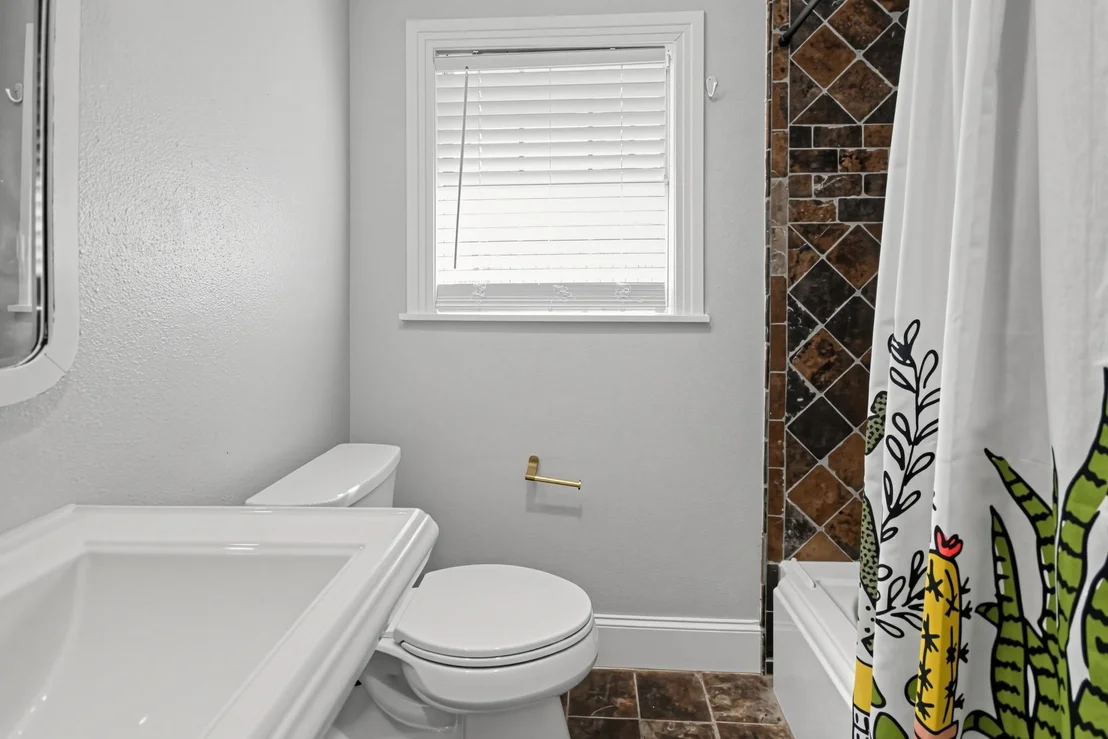 Photo of 1111 Timbergrove Lane