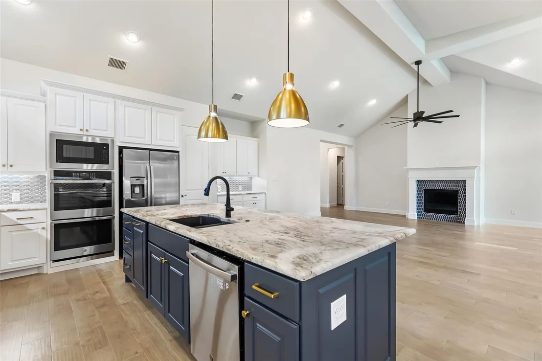 Photo of 21873 Otter Point Lane