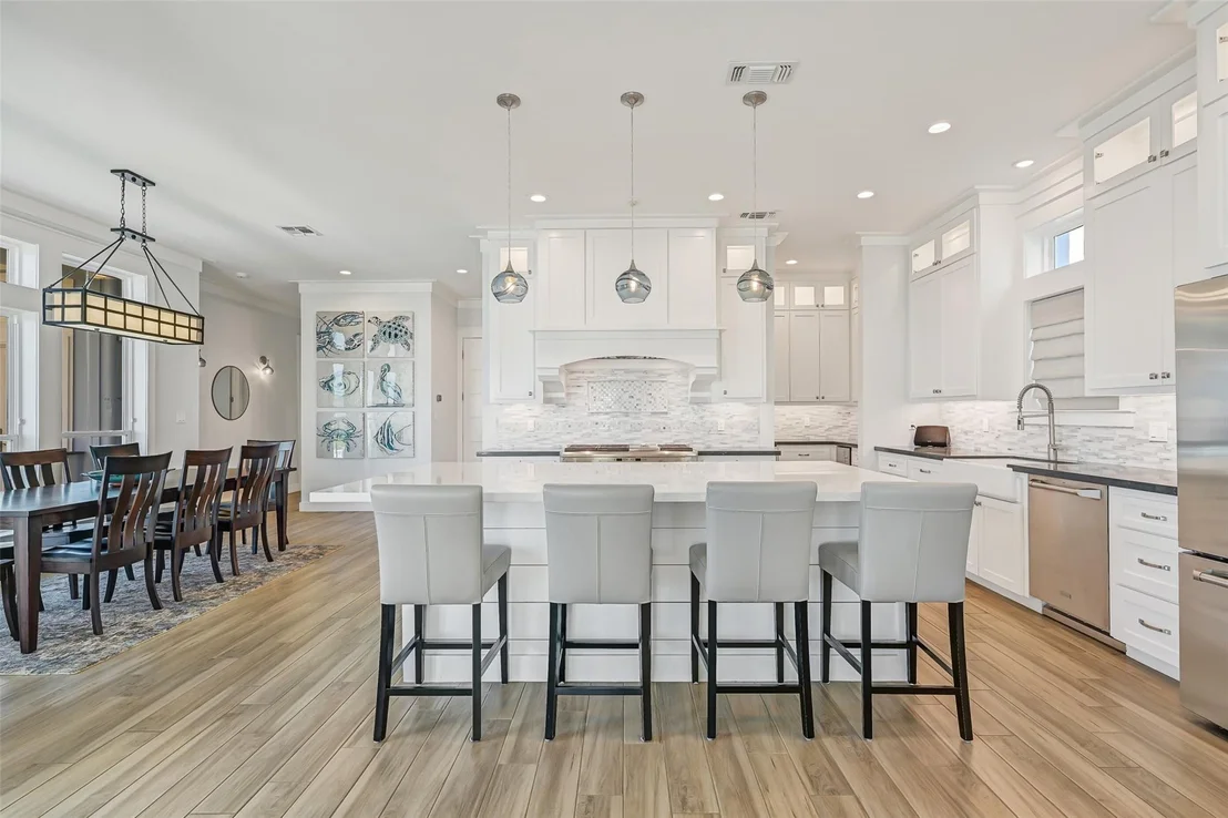 Photo of 11614 Beachside