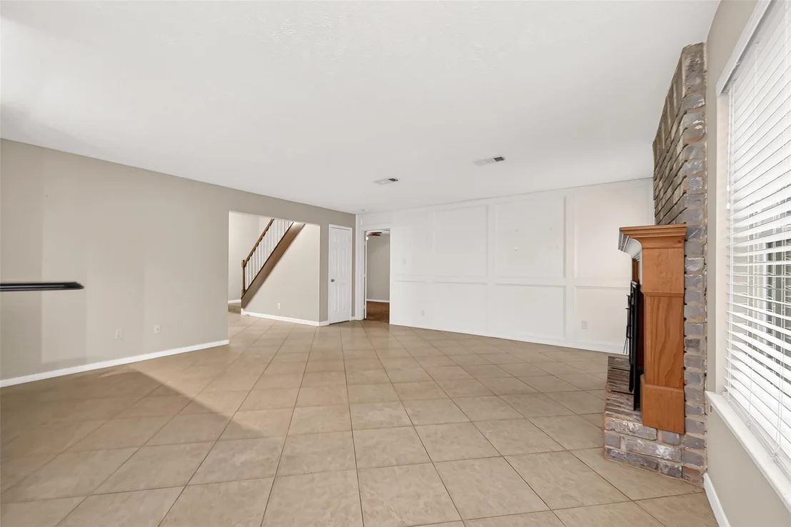Photo of 2182 Tree Lane