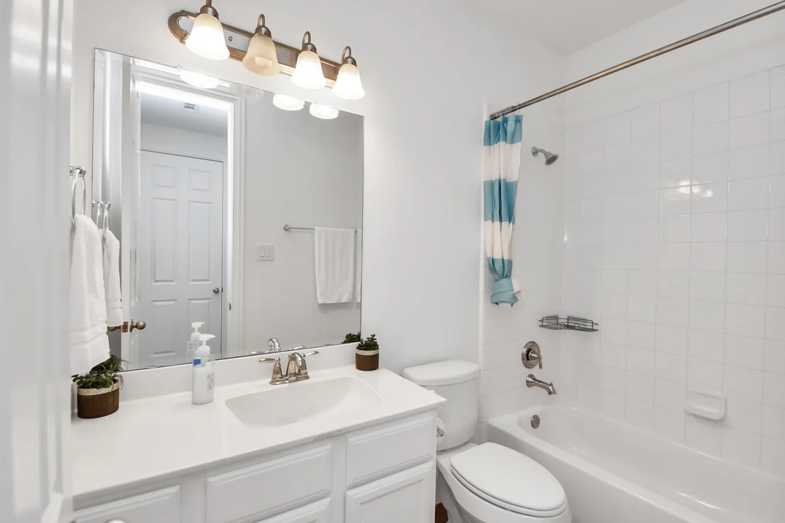 Photo of 2842 Walnut Crest Drive