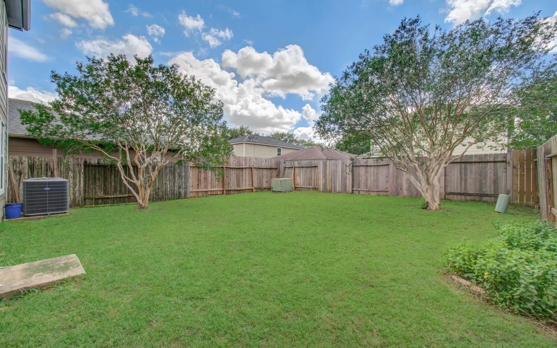 Photo of 16319 Kendons Way Lane