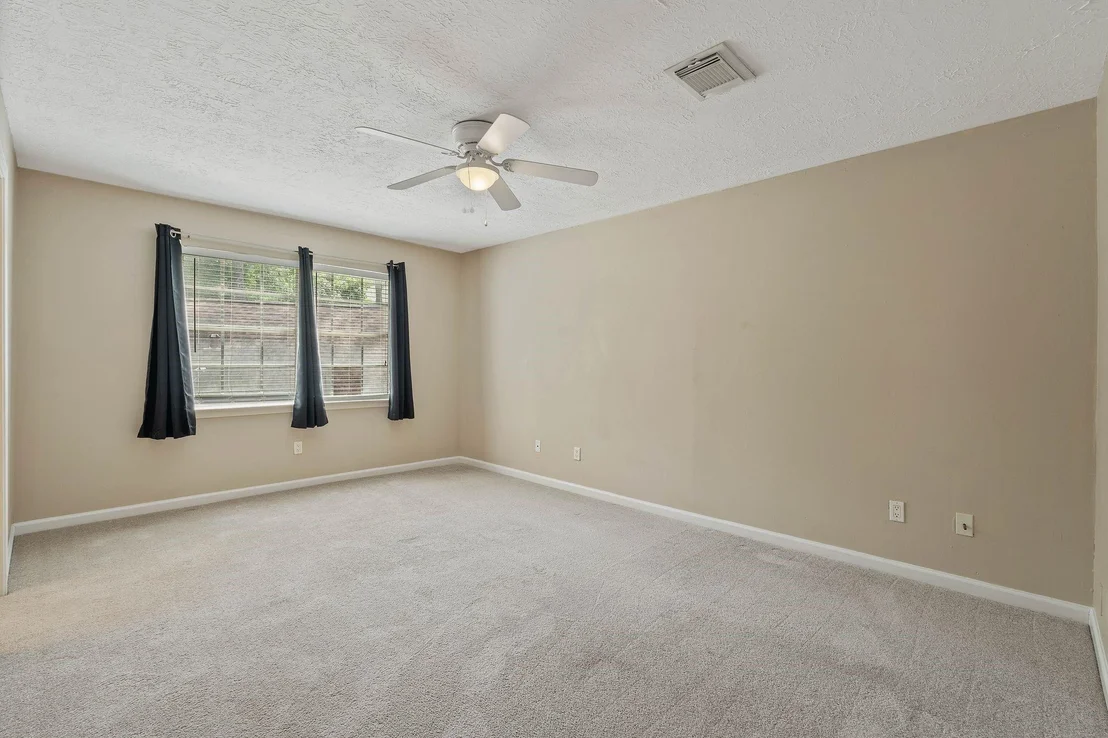 Photo of 26 Diamond Oak Court