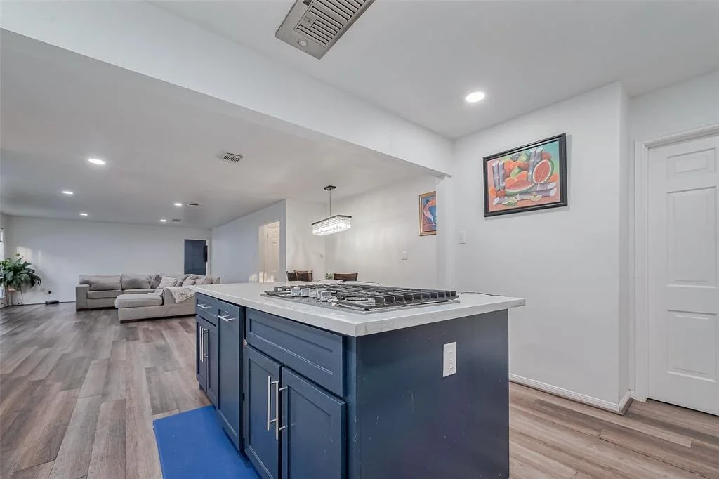 Photo of 5310 Foresthaven Drive