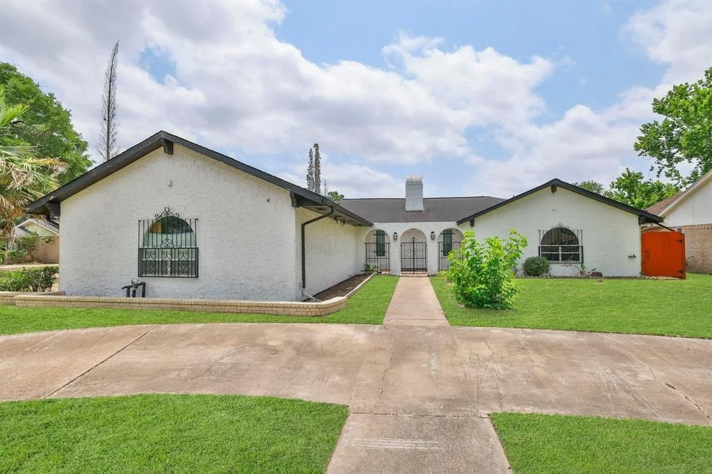 Photo of 6003 Green Falls Drive
