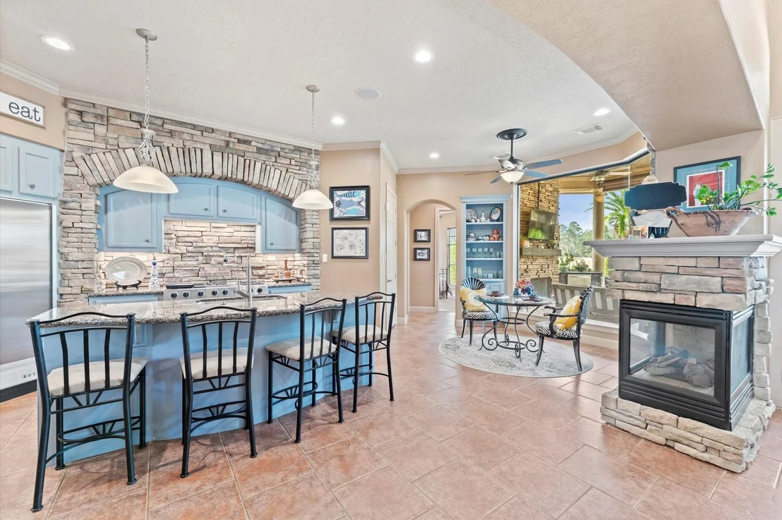 Photo of 9722 Crestwater Circle