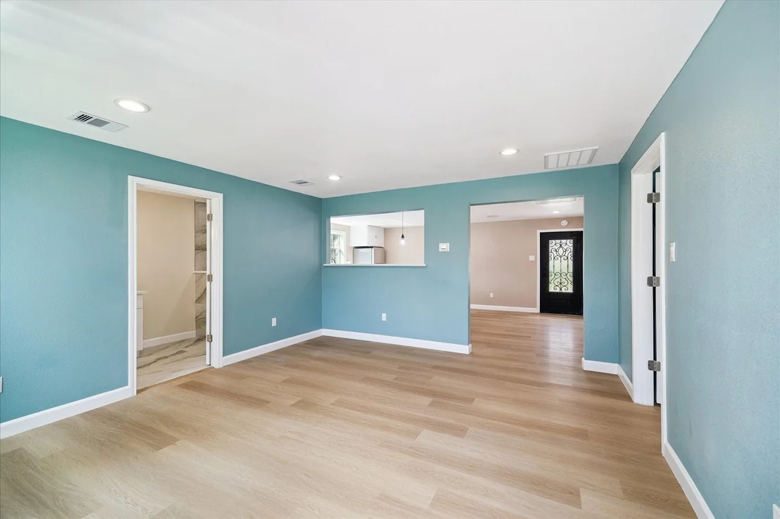 Photo of 9206 Westview Drive