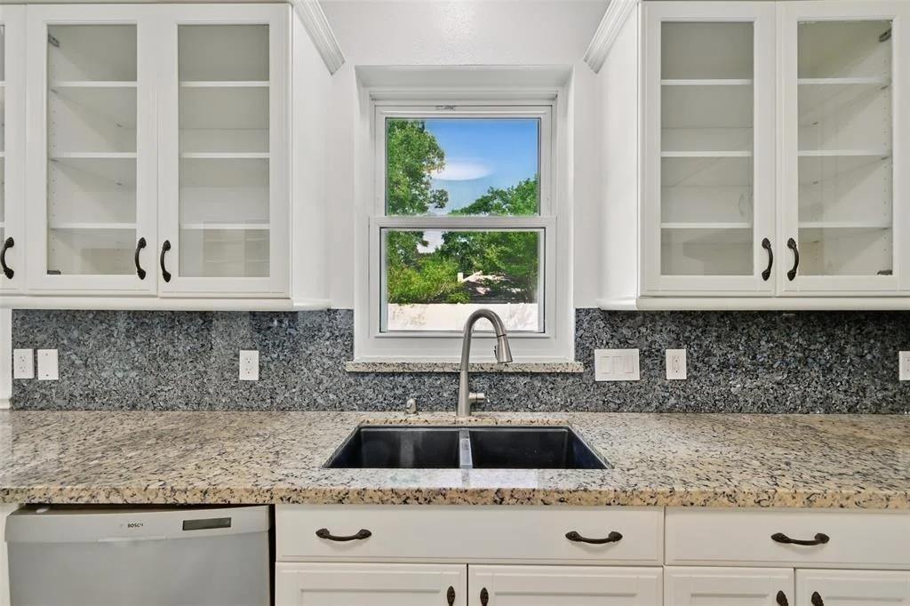 Photo of 723 Valley Commons Drive
