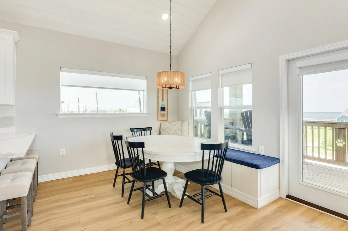 Photo of 4609 Blue Water Highway