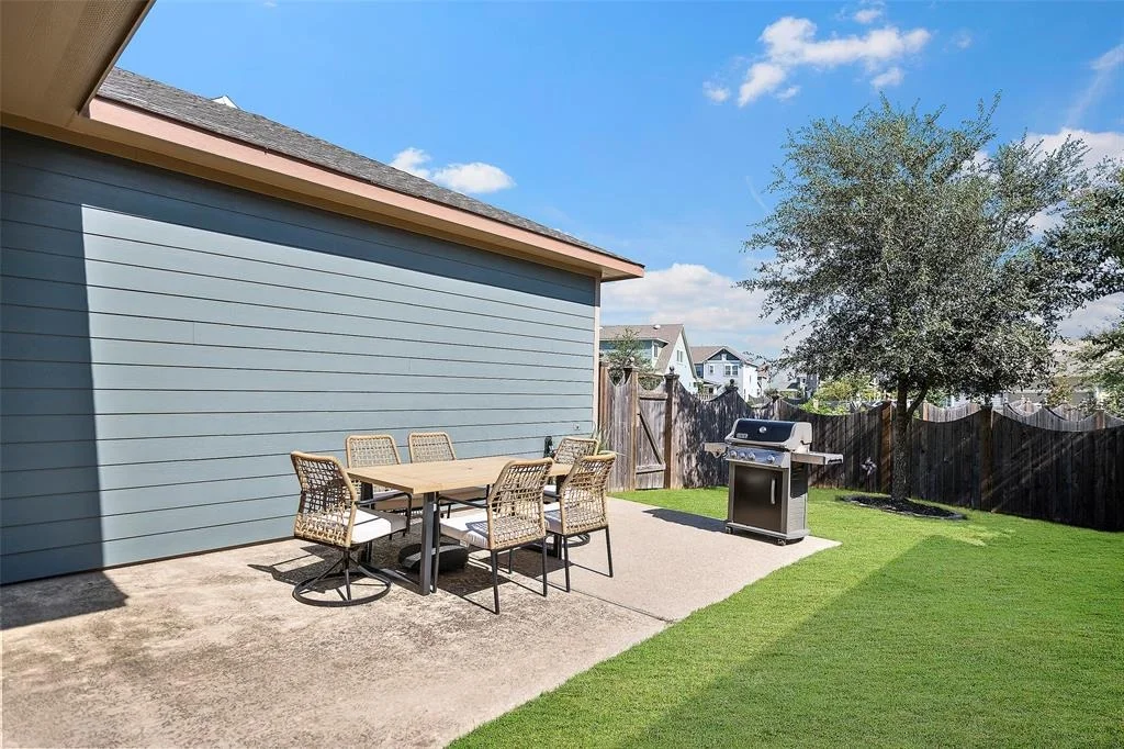 Photo of 18510 Central Creek Dr Drive