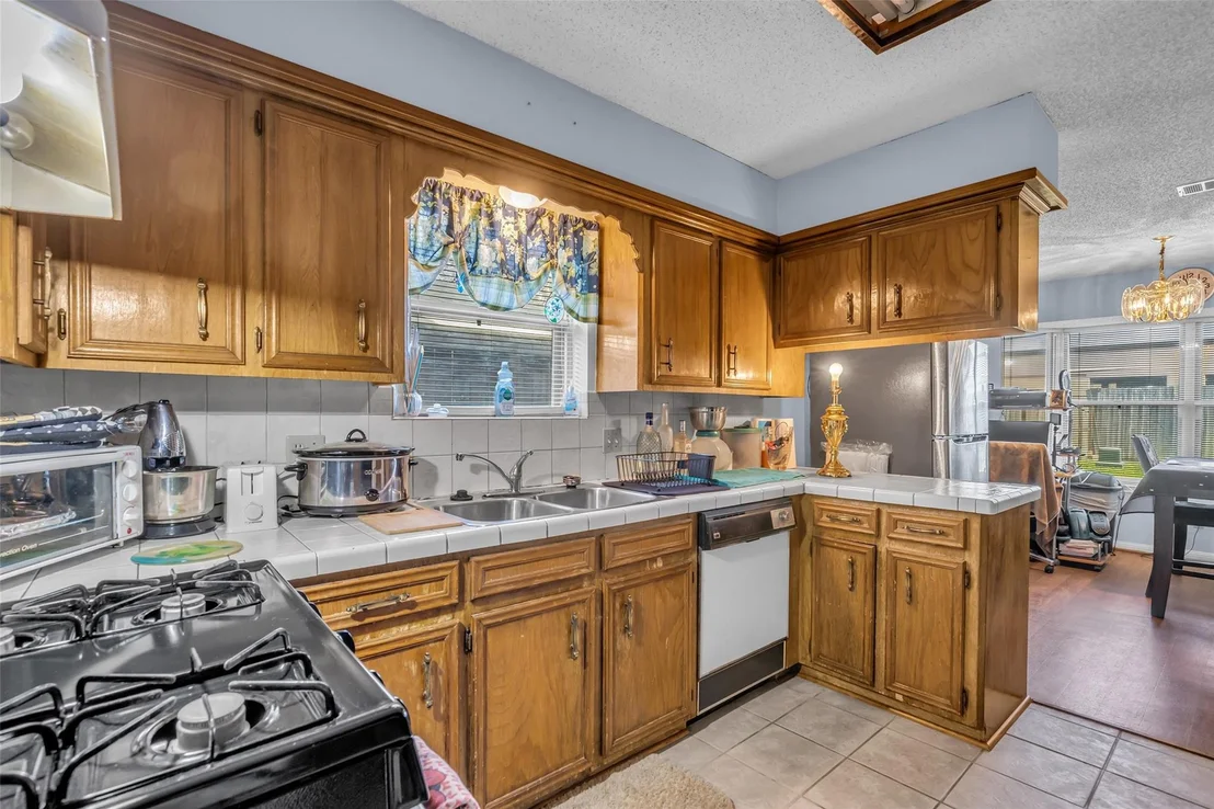 Photo of 700 Briarclift Lane