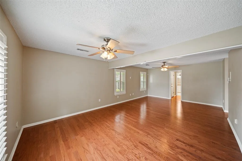 Photo of 19011 Oakway Drive