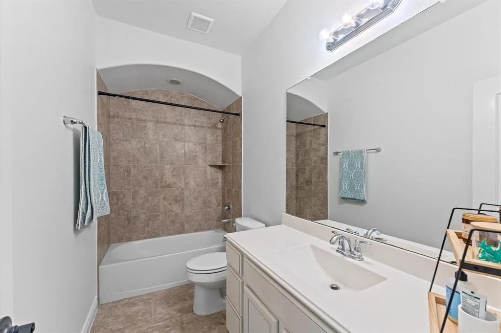 Photo of 637 Spring Forest Drive