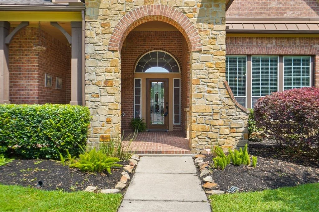 Photo of 16610 Cottage Rose Trail
