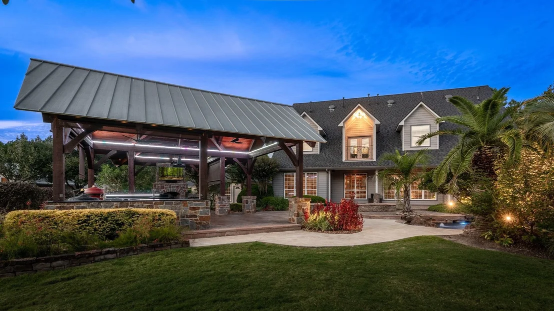 Photo of 9902 Crestwater Circle