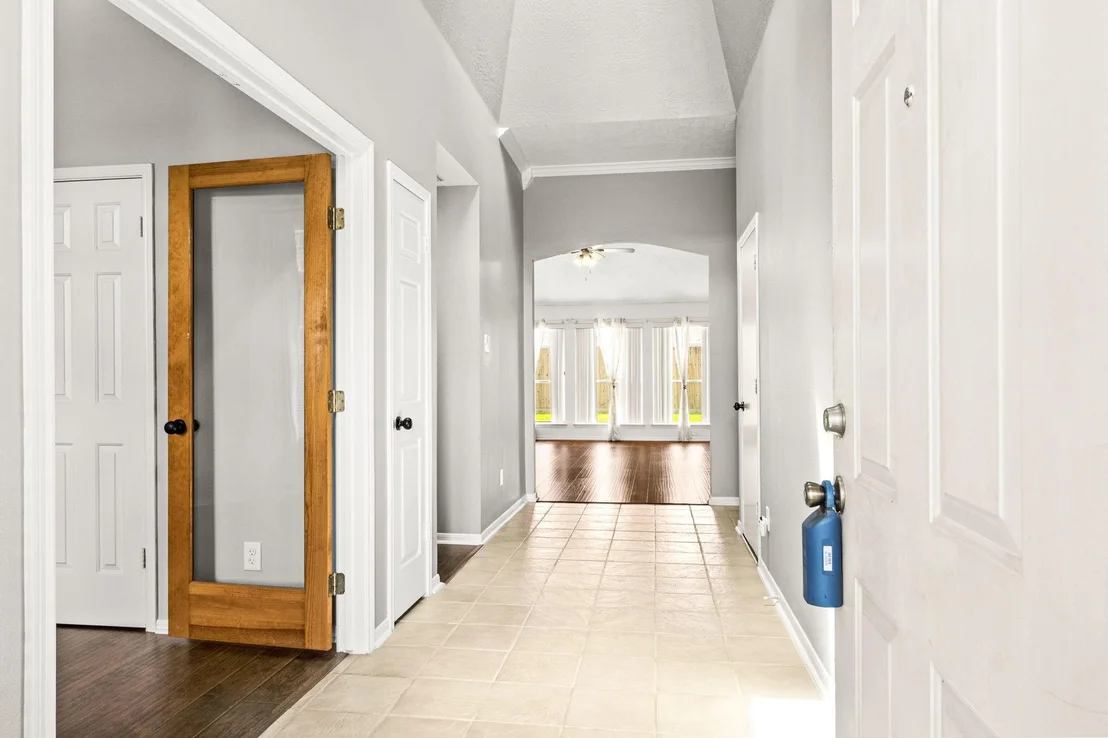 Photo of 5013 Parkcrest Drive
