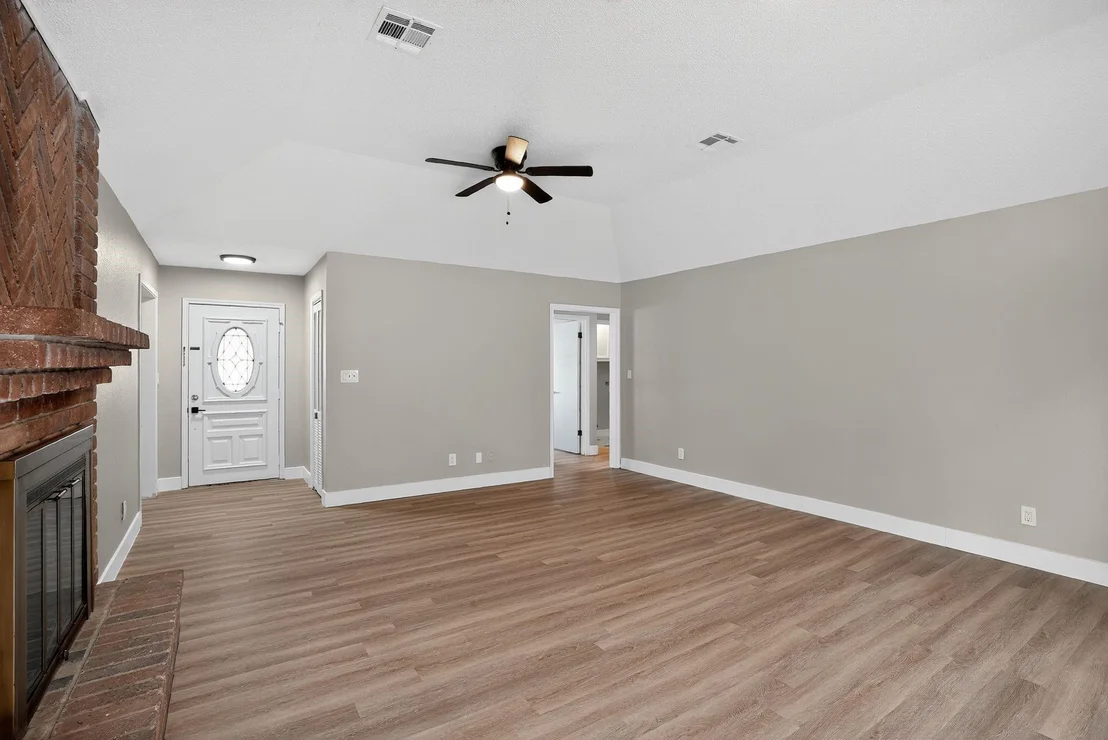 Photo of 107 Cherry Hills