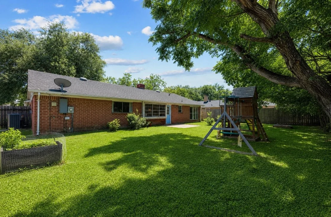 Photo of 9314 Vickijohn Drive