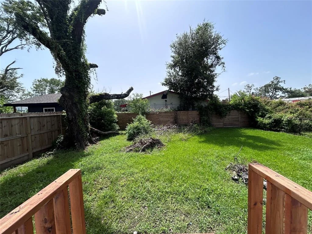 Photo of 2115 Chew Street