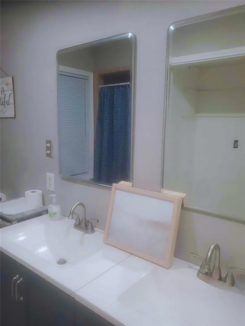 Photo of 1102 Woods Drive