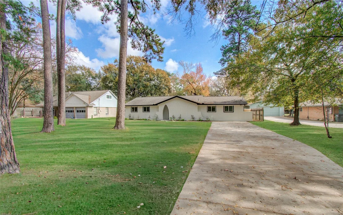 Photo of 27226 Blueberry Hill Drive