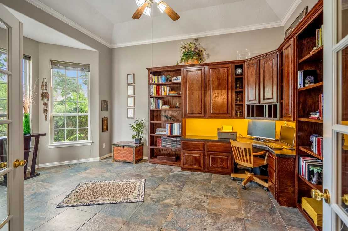 Photo of 6811 Pinehearth Court