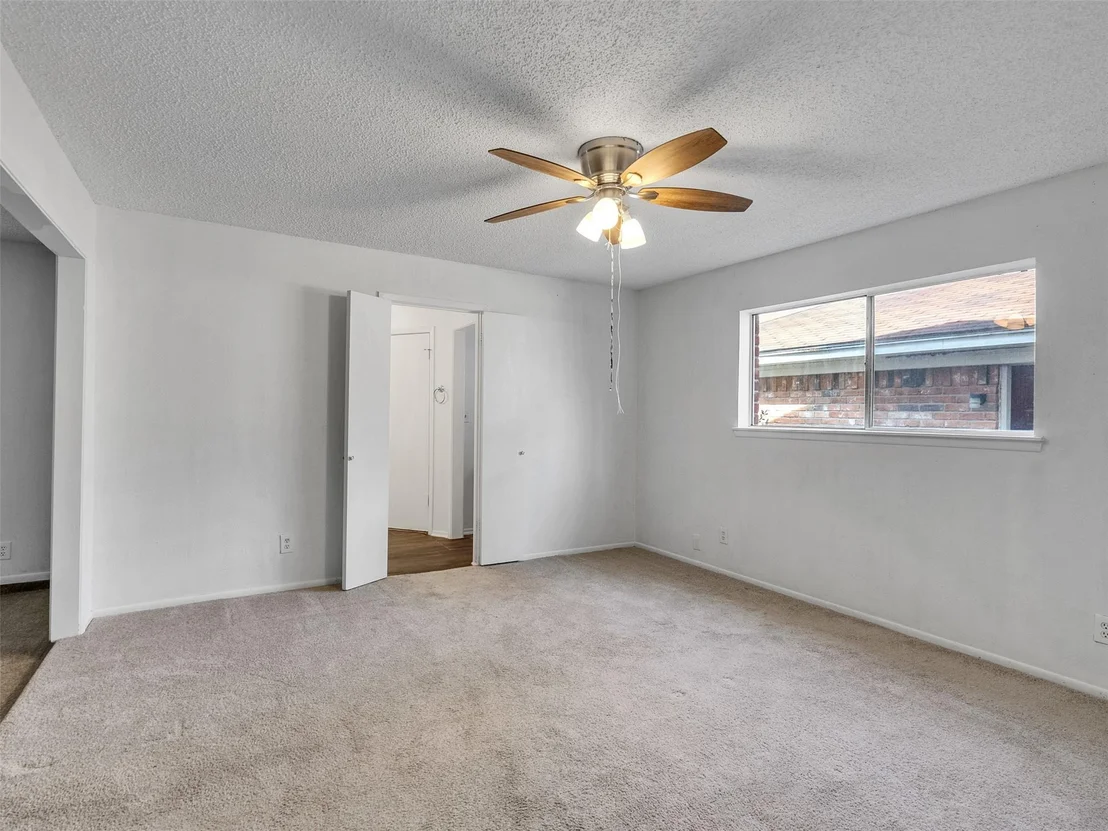 Photo of 5602 Rivergate Drive