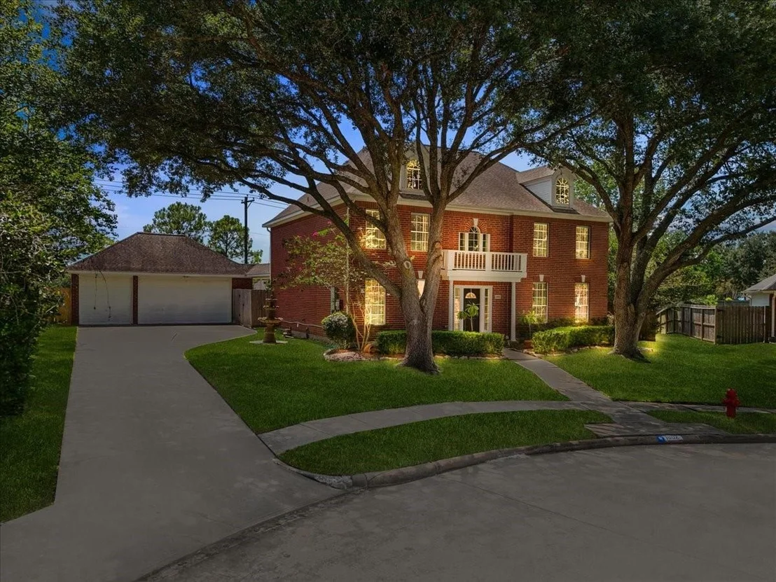 Photo of 1802 Creekside Drive