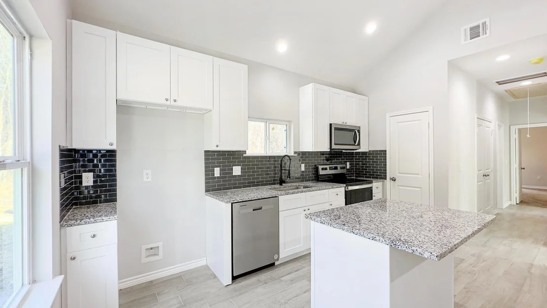 Photo of 3012 Comanche
