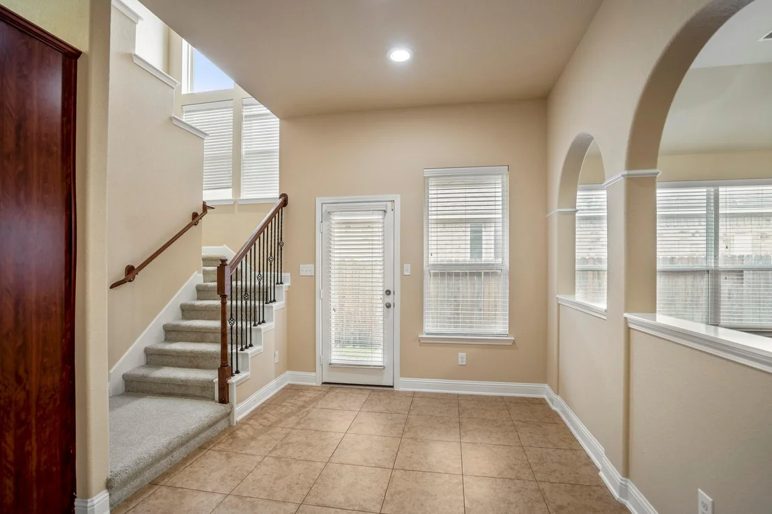Photo of 18010 Sheldon Pines