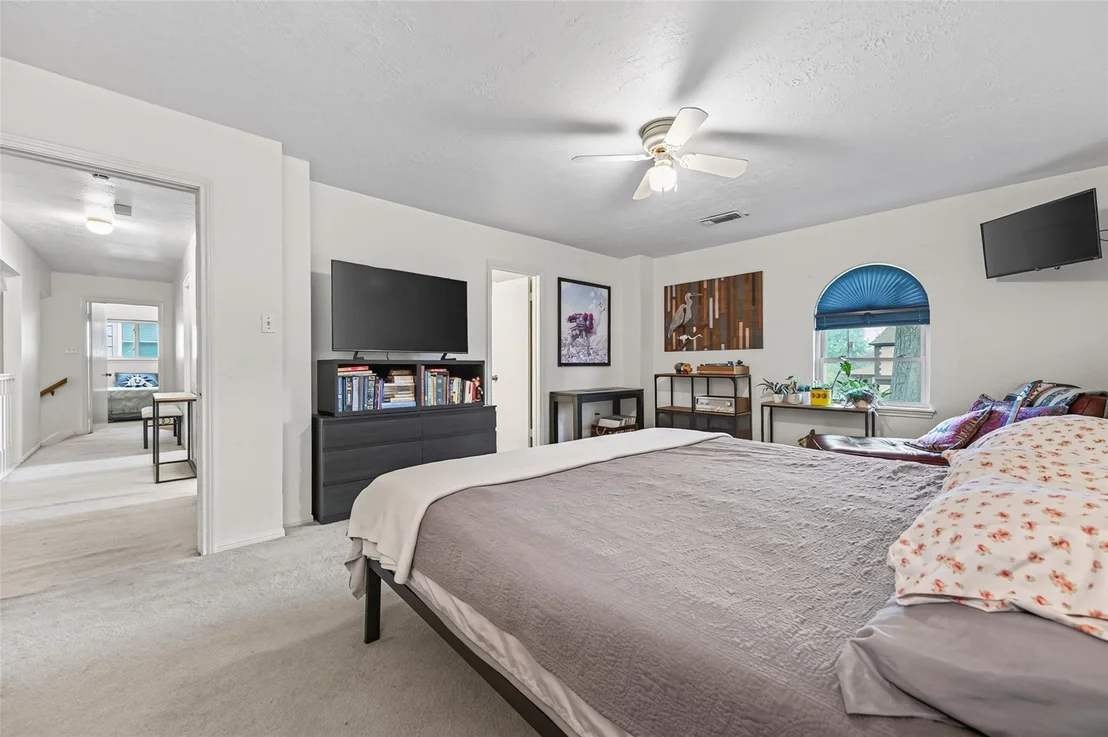 Photo of 18715 White Candle Drive