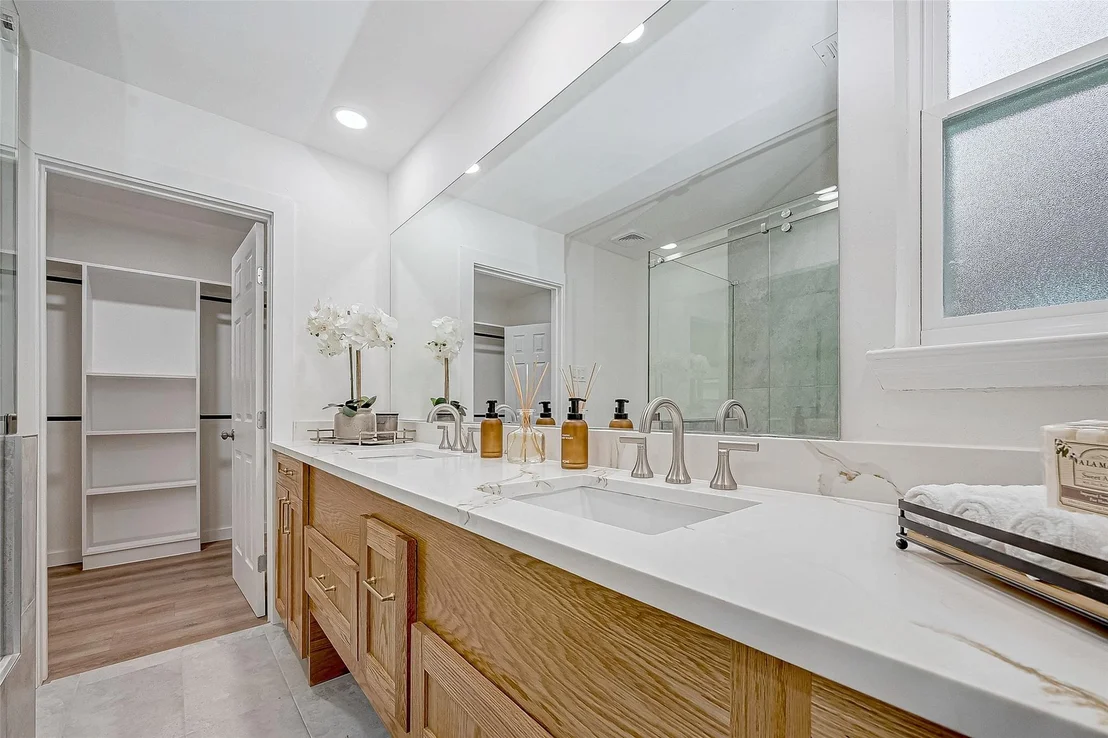 Photo of 2607 Moss Hill Drive