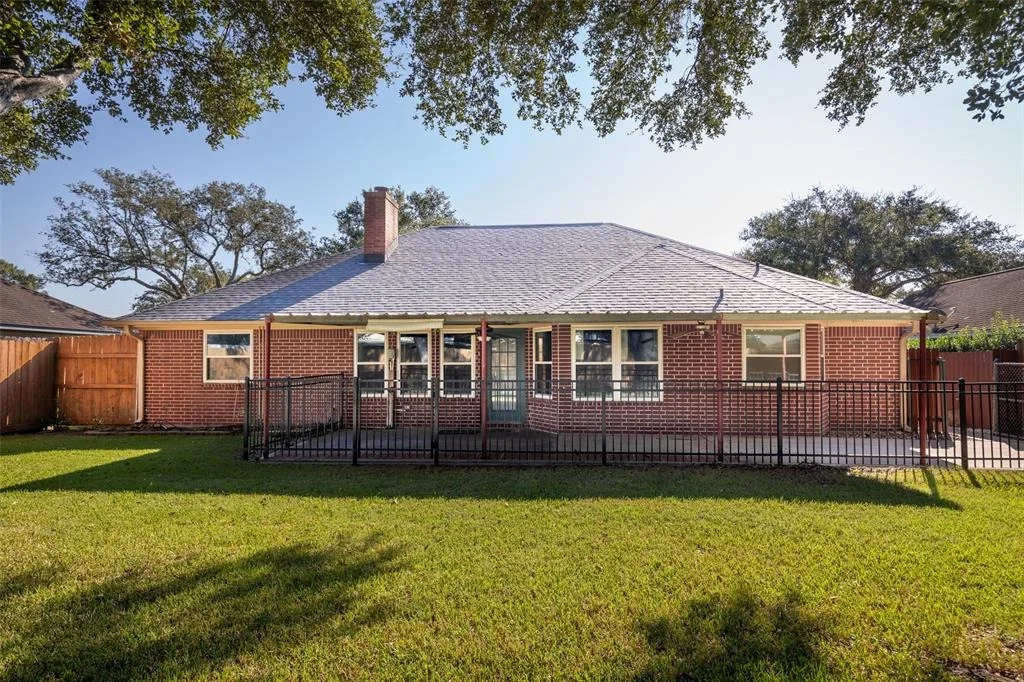 Photo of 2721 Brook Bend Lane