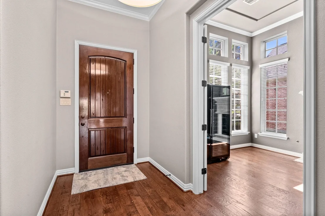 Photo of 130 E Cove View Trail