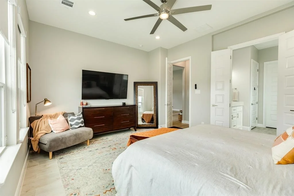 Photo of 9715 Highland Pointe Drive