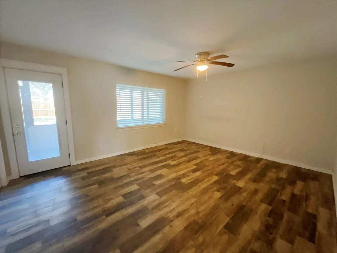 Photo of 443 Bayou View Drive