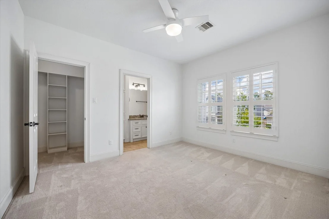 Photo of 1235 Thornton Road