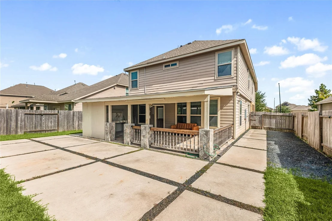 Photo of 17135 Devon Dogwood Trail