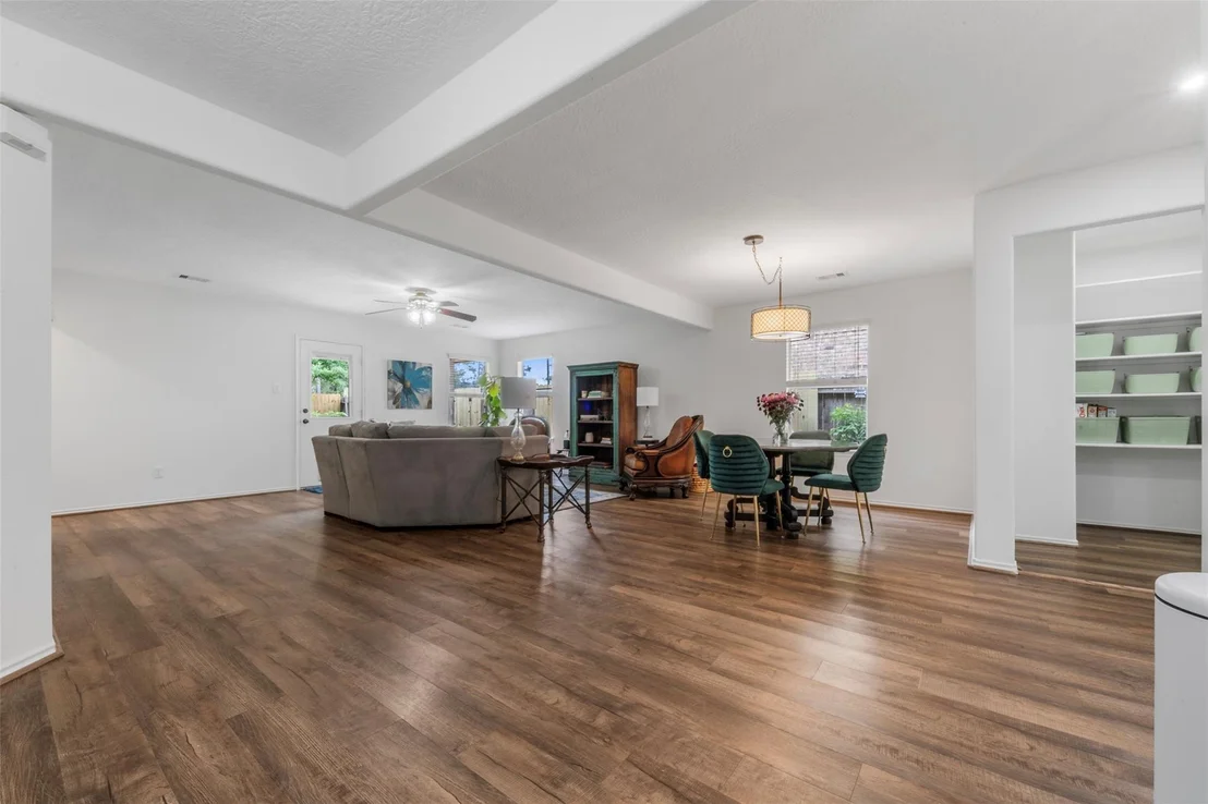 Photo of 9750 Gulfstream Drive