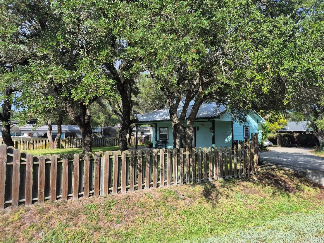 Photo of 924 Ibis Drive