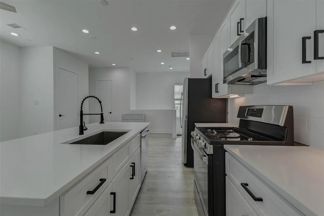 Photo of 5727 Elysium Street